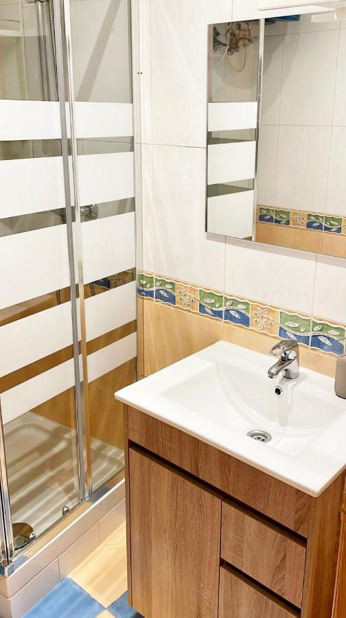 Gran Via Chueca Apartamentos Noxi Madrid Esterno foto
